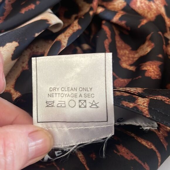 WE11DONE High Waisted Leopard Print Mini Skirt - Picture 4 of 12